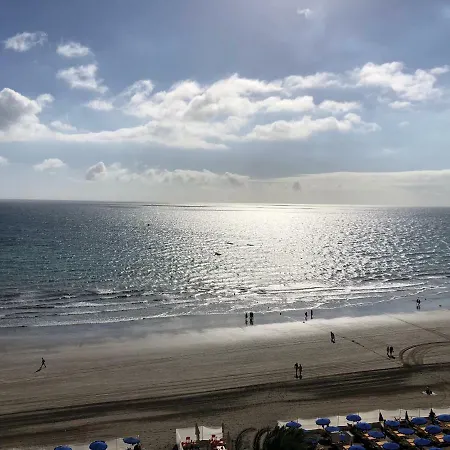 Las Olas San Bartolome de Tirajana (Gran Canaria)